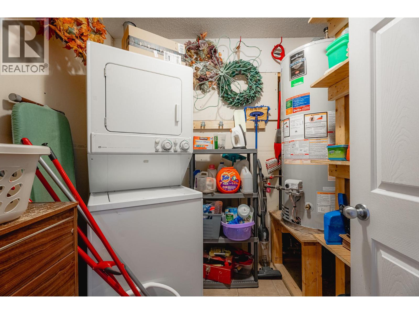 4915 Cammaray Drive, Kamloops, British Columbia  V2H 1L8 - Photo 11 - 10369444