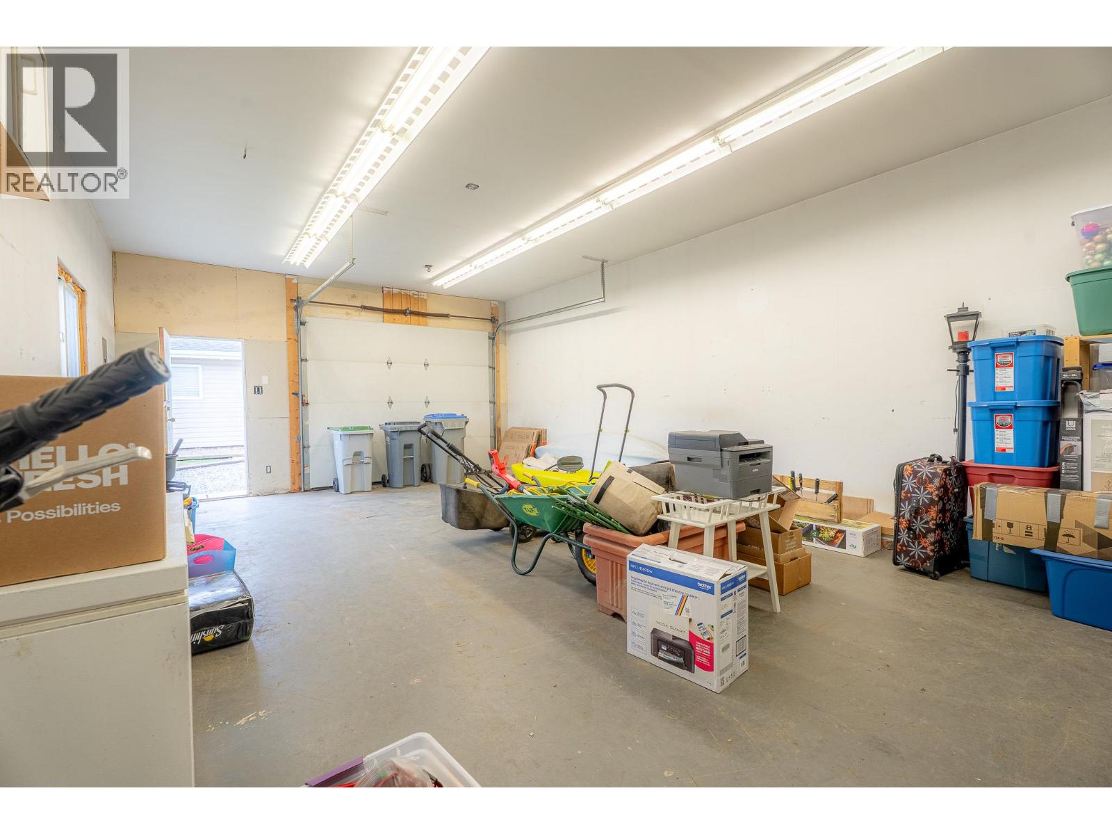 4915 Cammaray Drive, Kamloops, British Columbia  V2H 1L8 - Photo 34 - 10369444