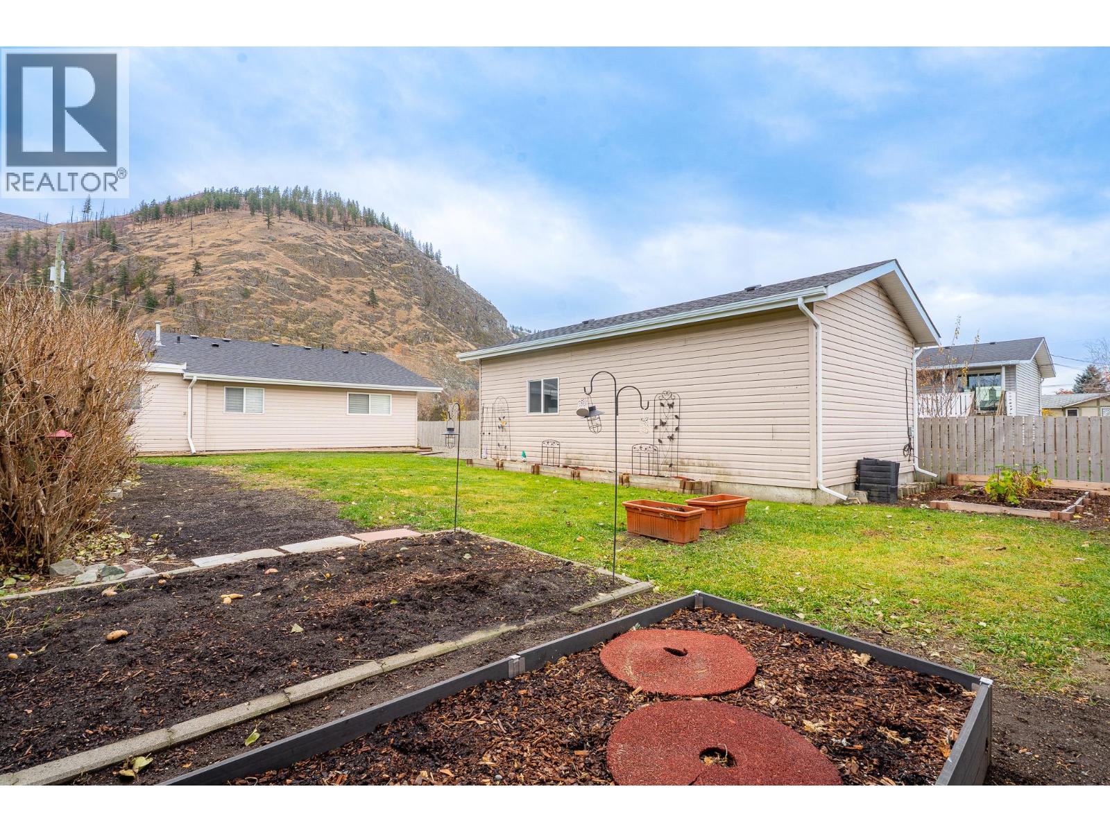 4915 Cammaray Drive, Kamloops, British Columbia  V2H 1L8 - Photo 37 - 10369444