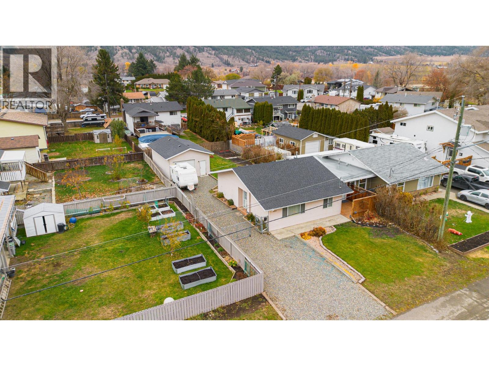 4915 Cammaray Drive, Kamloops, British Columbia  V2H 1L8 - Photo 8 - 10369444