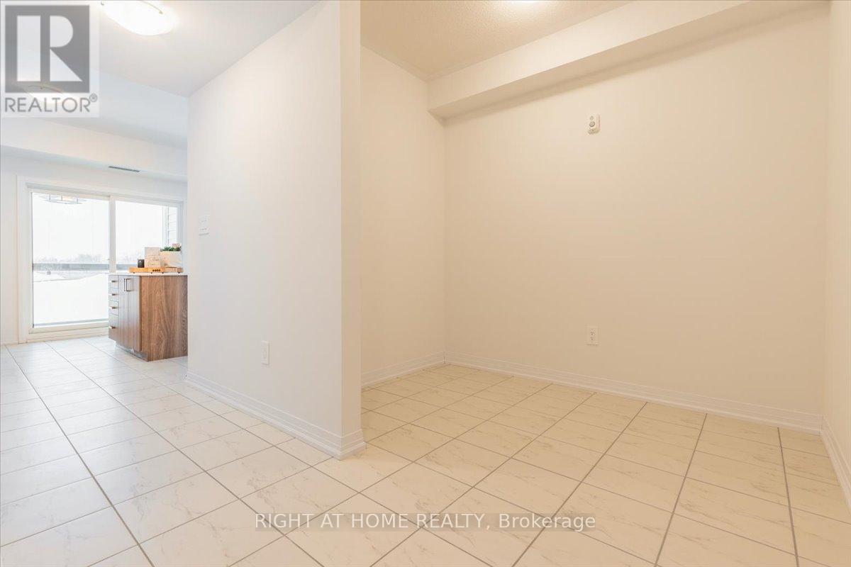 302 - 15 Kneeshaw Drive S, Barrie, Ontario  L9J 0X9 - Photo 4 - S12552128