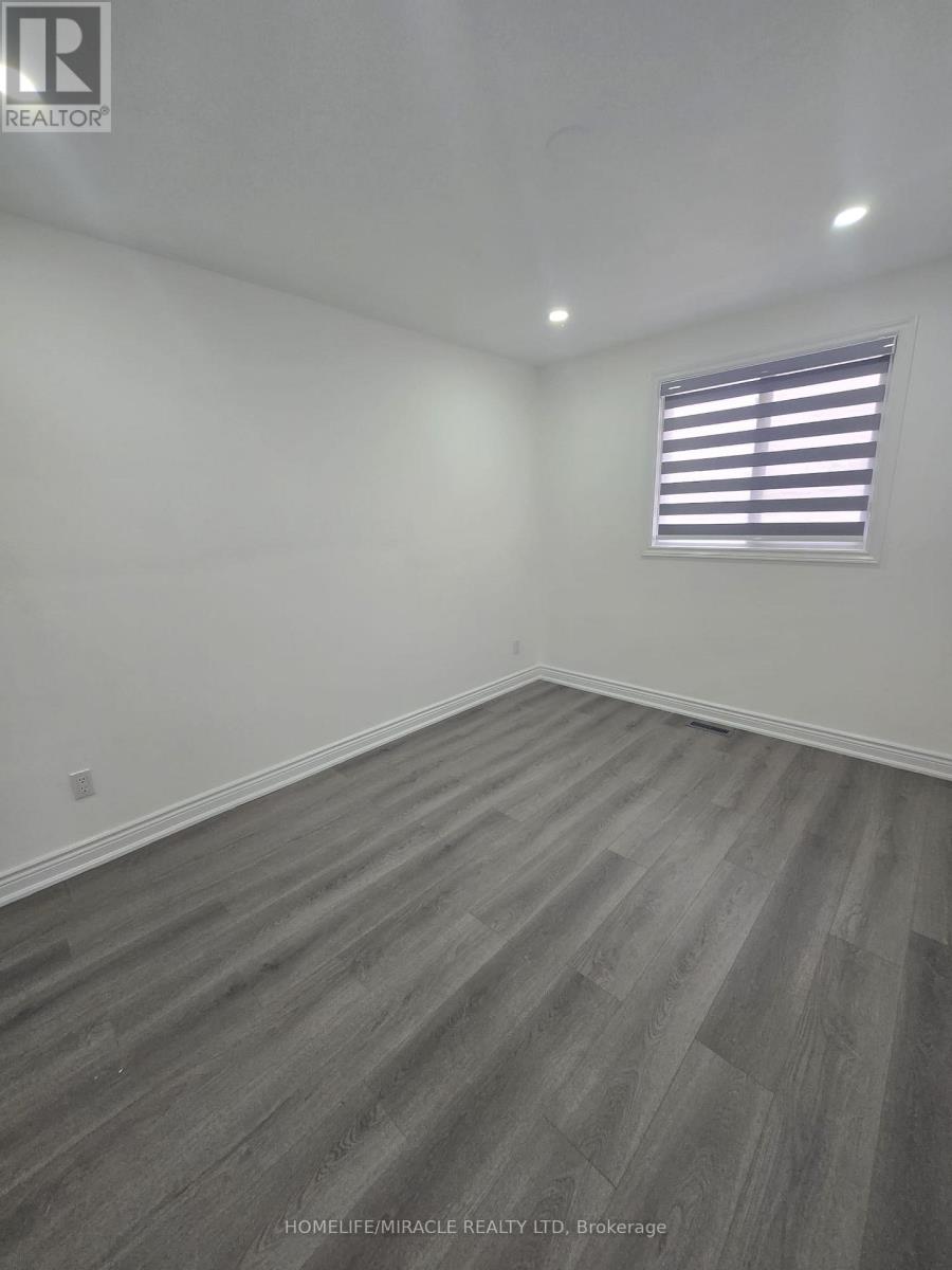 3 Sylvia Street, Barrie (Grove East), Ontario  L4M 5J3 - Photo 18 - S12552314