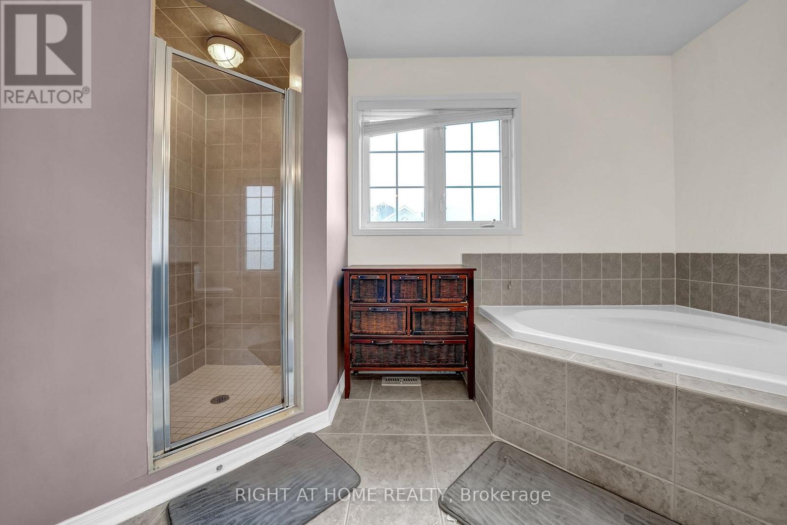 158 Dadson Drive, Clarington, Ontario  L1C 5H9 - Photo 28 - E12552408