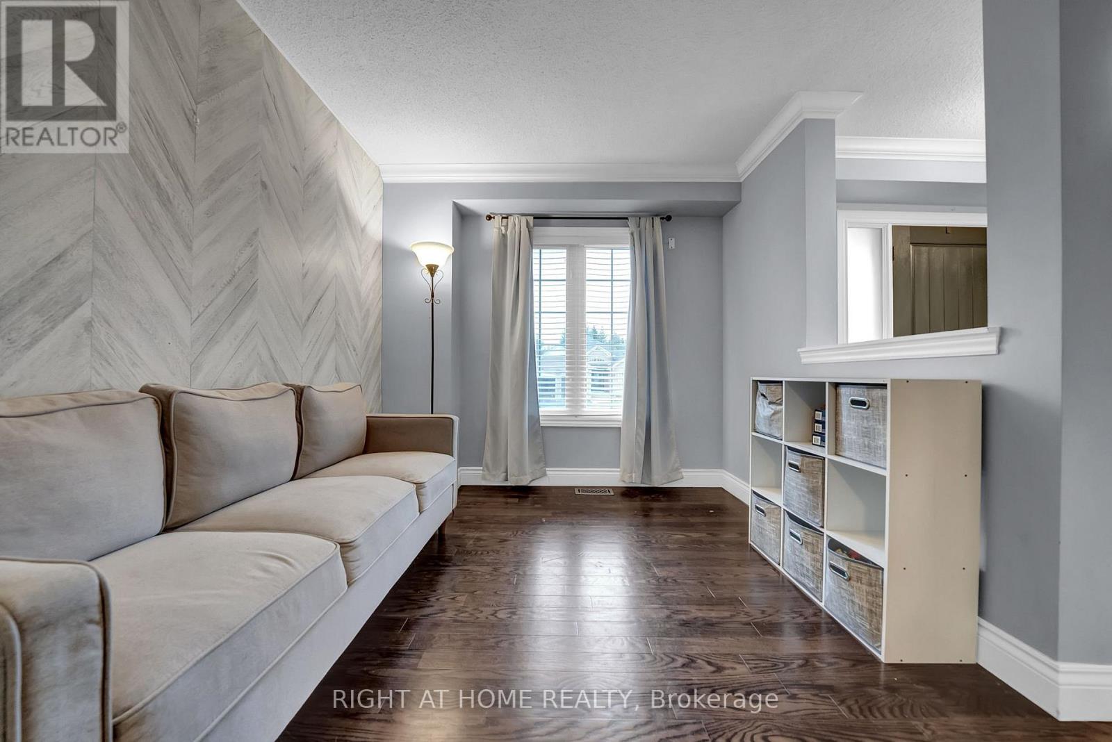 158 Dadson Drive, Clarington, Ontario  L1C 5H9 - Photo 7 - E12552408