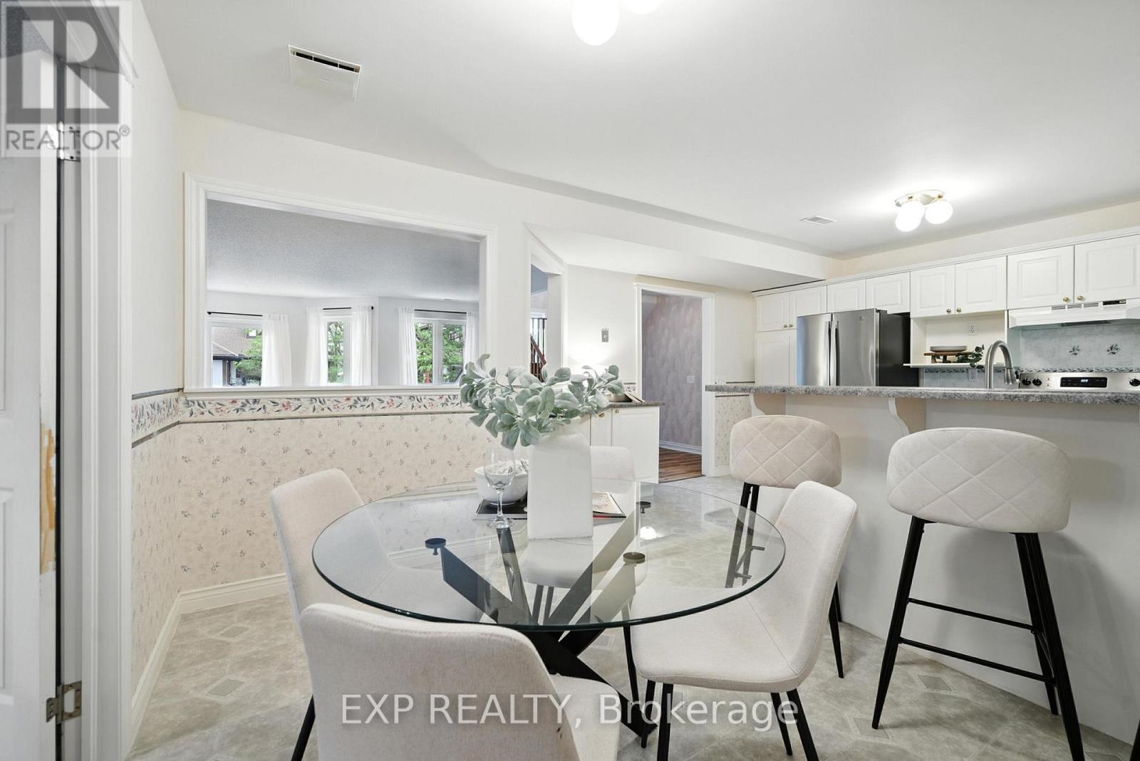 511 - 245 Elgin Street W, Cobourg, Ontario  K9A 5M1 - Photo 15 - X12552394