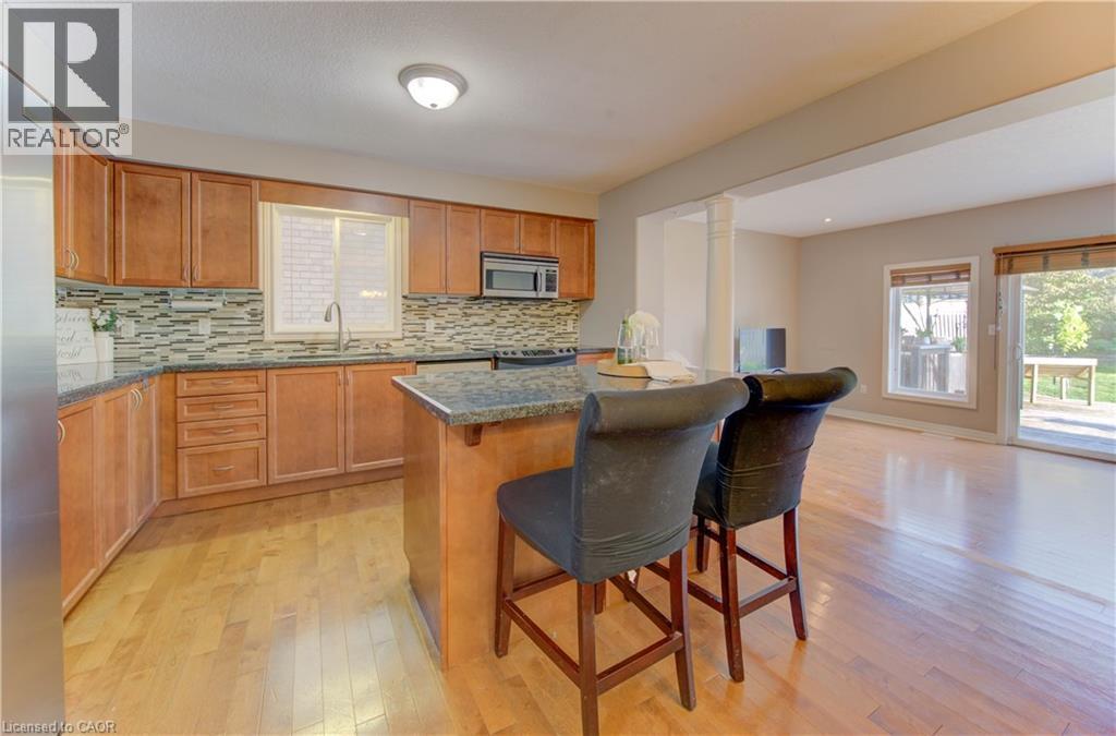 27 Olivewood Way, Cambridge, Ontario  N3C 4N9 - Photo 5 - 40777988