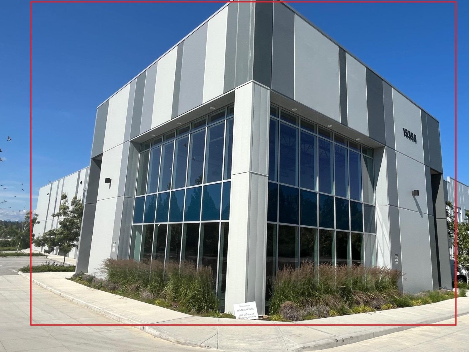 100 15355 68 AVENUE, Surrey, British Columbia