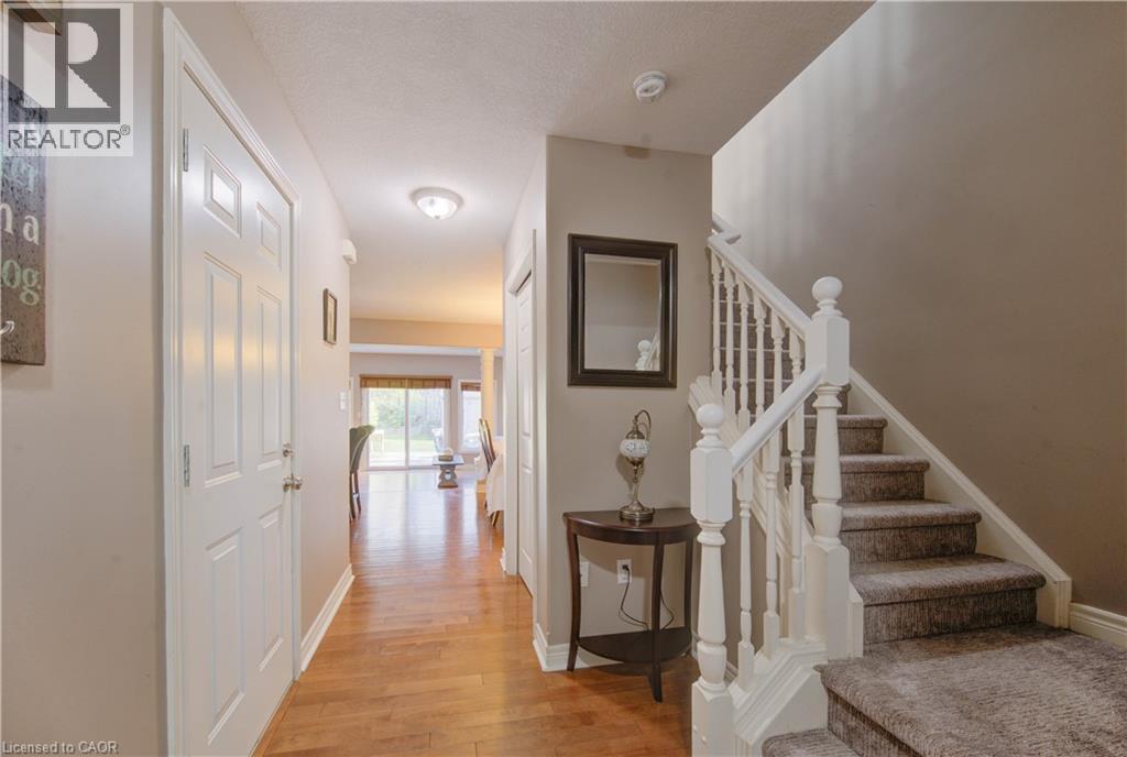 27 Olivewood Way, Cambridge, Ontario  N3C 4N9 - Photo 4 - 40777988