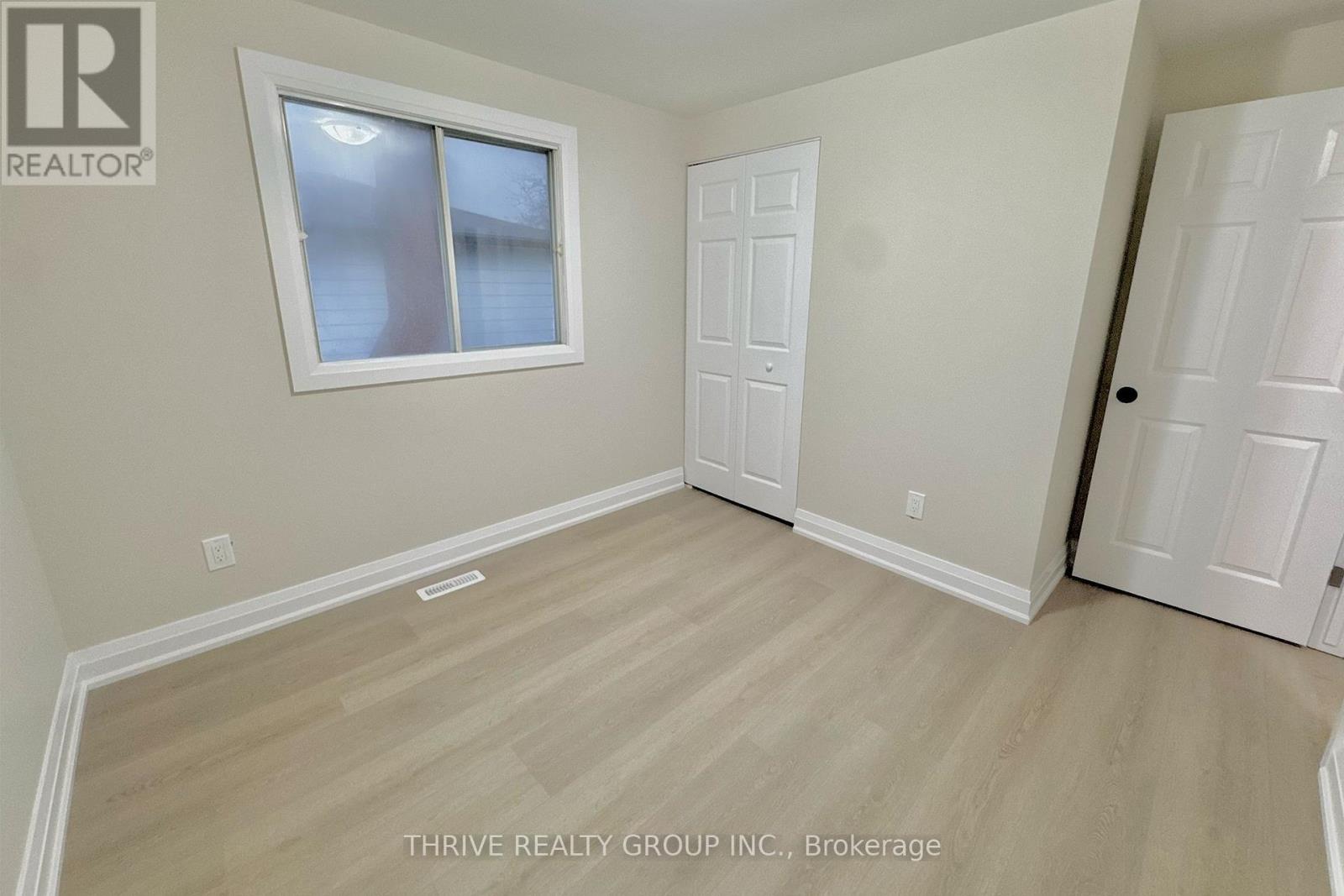 Upper - 645 Chiddington Avenue, London South, Ontario  N6C 2W6 - Photo 20 - X12552330