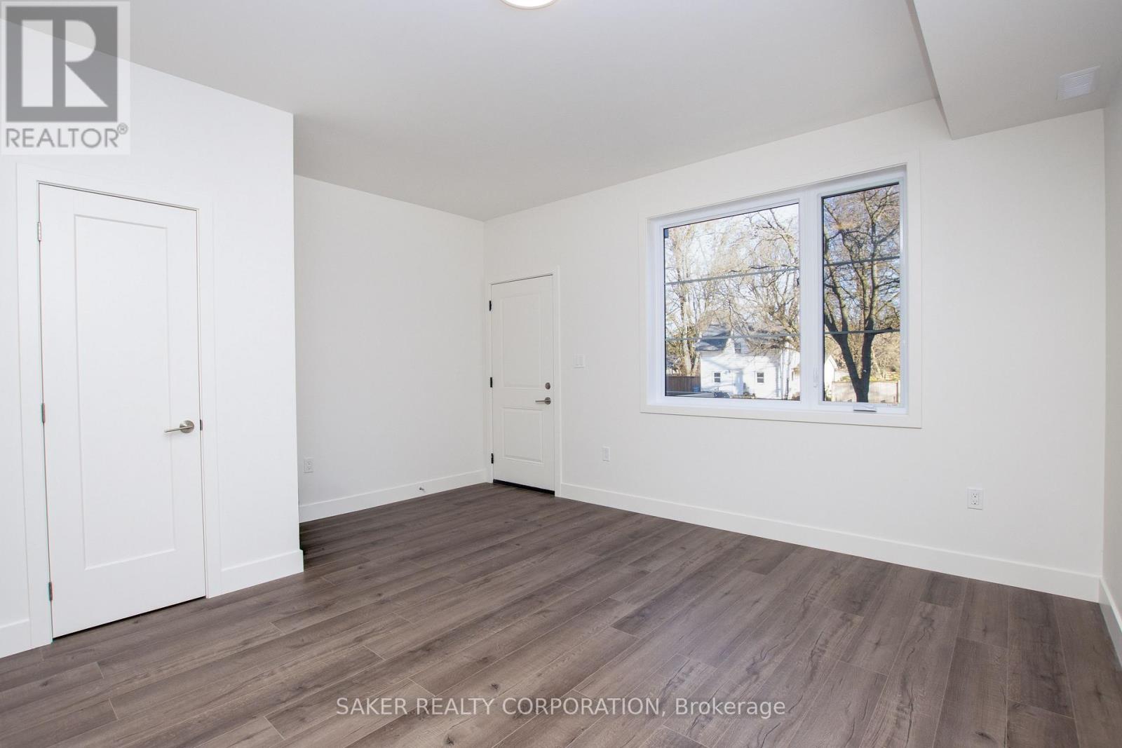 22399 Adelaide Road, Strathroy-Caradoc, Ontario  N0L 1W0 - Photo 35 - X12552392