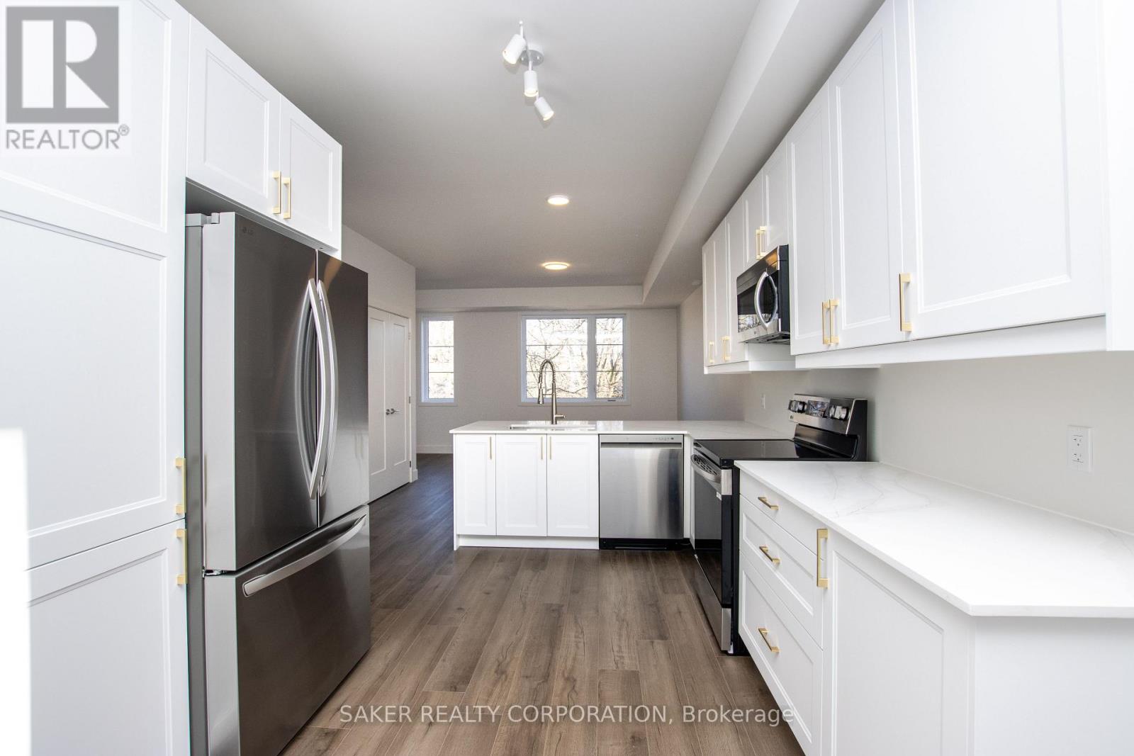 22399 Adelaide Road, Strathroy-Caradoc, Ontario  N0L 1W0 - Photo 42 - X12552392