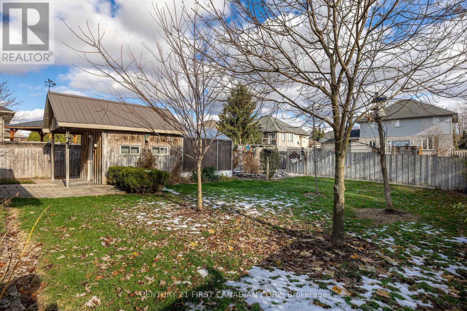 521 Darcy Drive, Strathroy-Caradoc, Ontario  N7G 4L1 - Photo 23 - X12552422