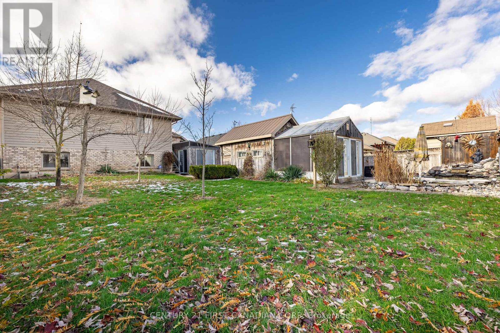 521 Darcy Drive, Strathroy-Caradoc, Ontario  N7G 4L1 - Photo 25 - X12552422