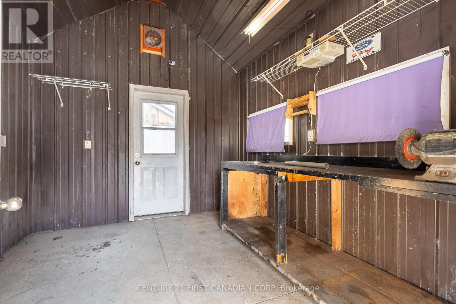 521 Darcy Drive, Strathroy-Caradoc, Ontario  N7G 4L1 - Photo 27 - X12552422