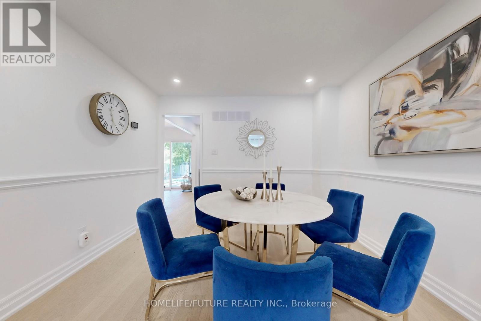 3273 Huxley Drive, Mississauga, Ontario  L5L 4S3 - Photo 10 - W12552102