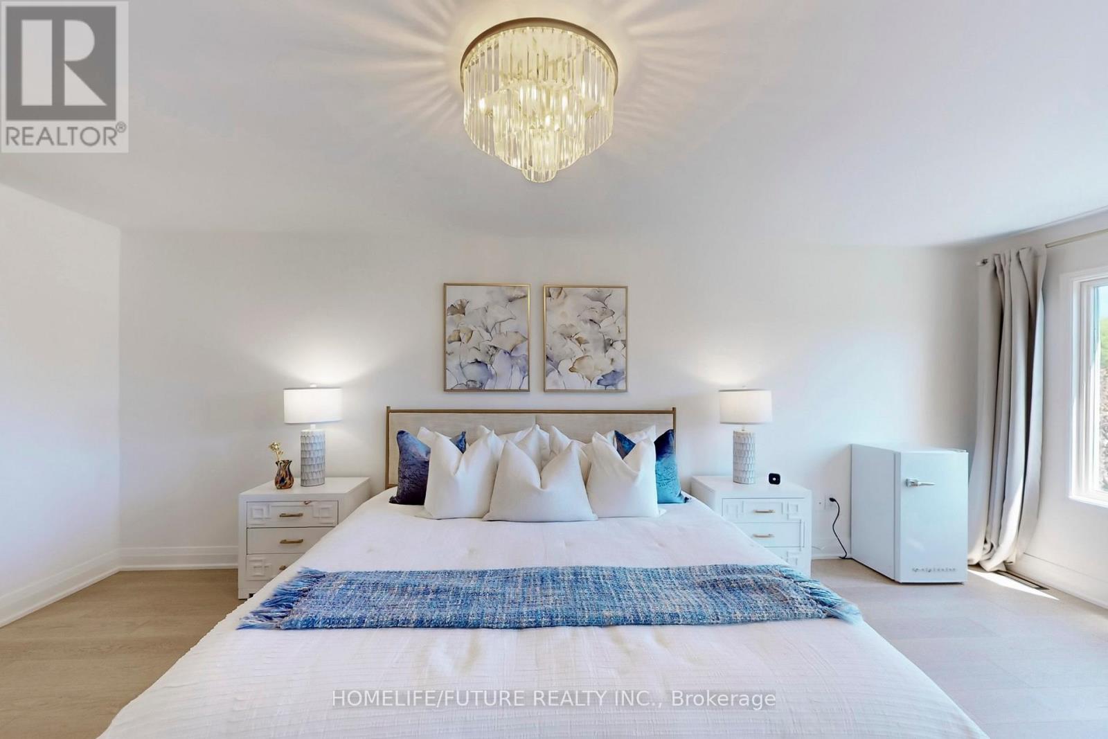 3273 Huxley Drive, Mississauga, Ontario  L5L 4S3 - Photo 24 - W12552102