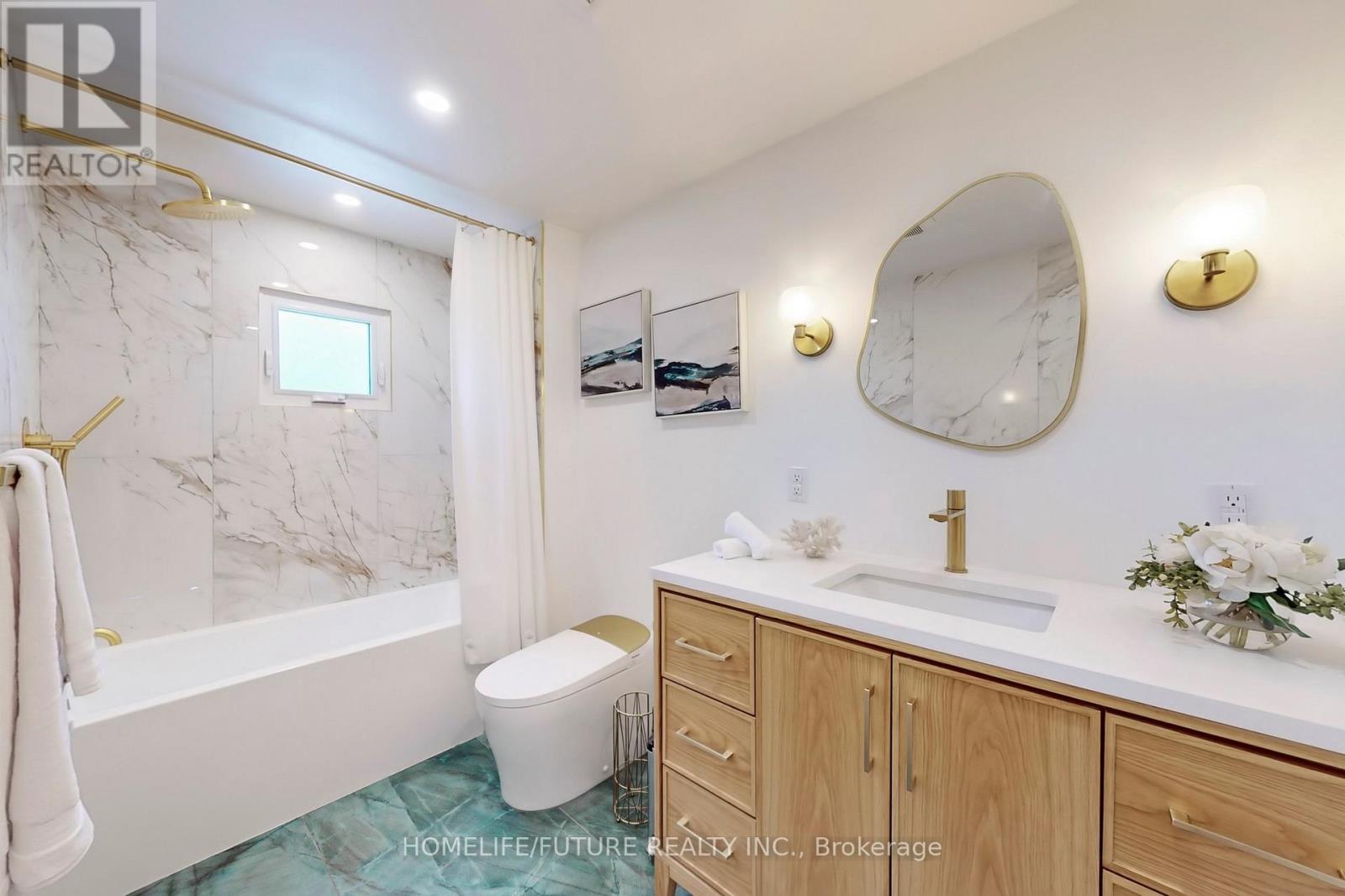 3273 Huxley Drive, Mississauga, Ontario  L5L 4S3 - Photo 26 - W12552102