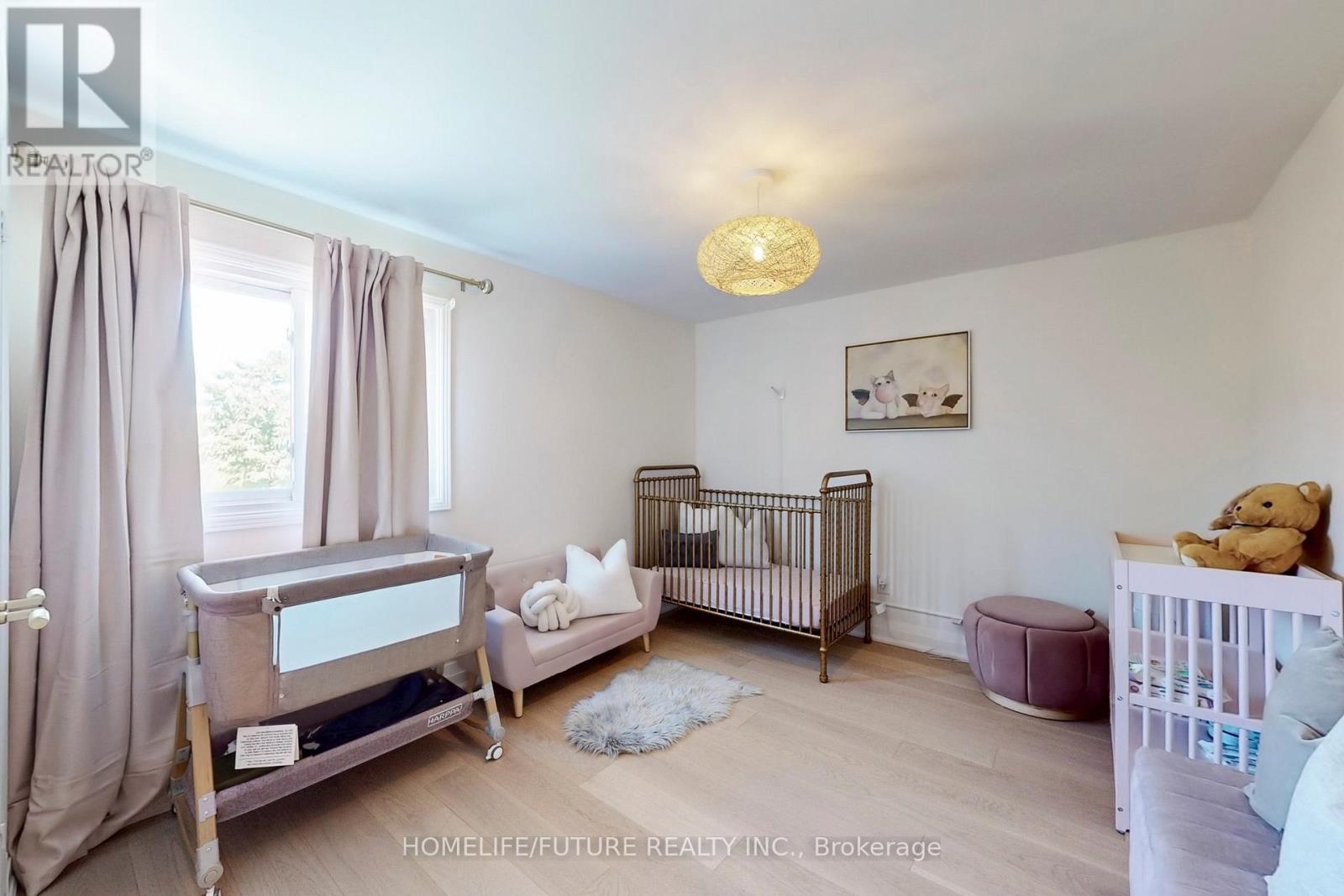 3273 Huxley Drive, Mississauga, Ontario  L5L 4S3 - Photo 32 - W12552102