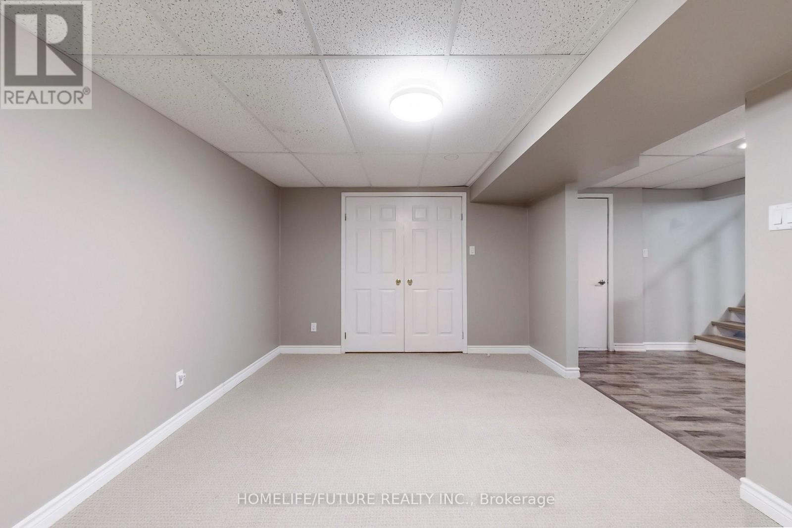 3273 Huxley Drive, Mississauga, Ontario  L5L 4S3 - Photo 40 - W12552102