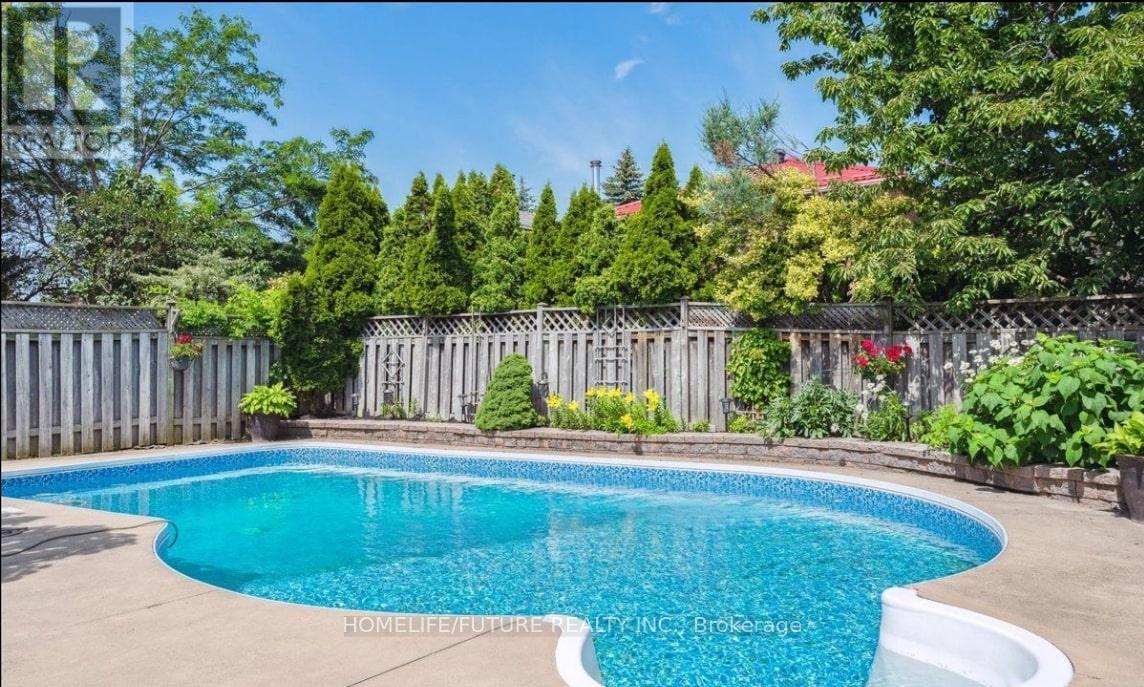 3273 Huxley Drive, Mississauga, Ontario  L5L 4S3 - Photo 47 - W12552102