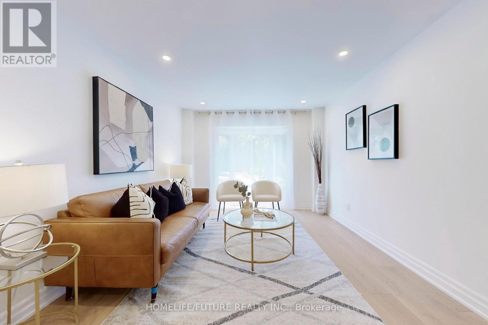 3273 Huxley Drive, Mississauga, Ontario  L5L 4S3 - Photo 8 - W12552102