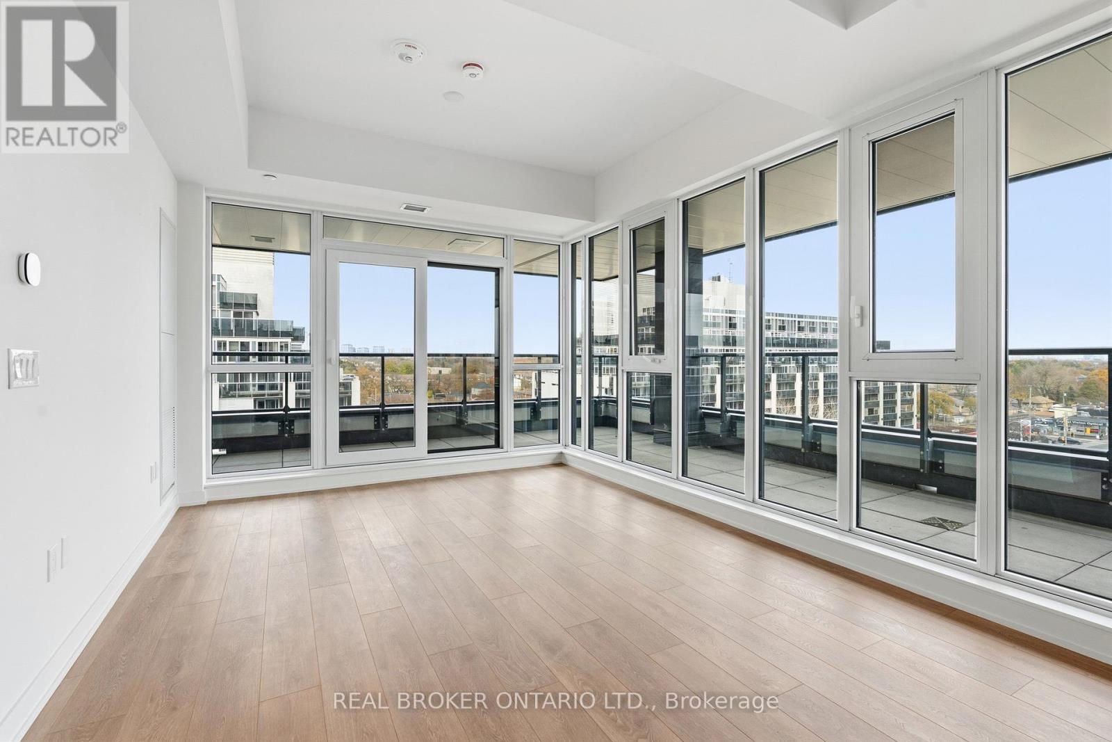 624 - 1037 The Queensway, Toronto, Ontario  M8Z 0H5 - Photo 7 - W12552106