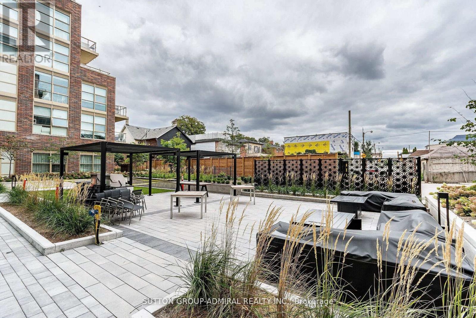 315 - 1787 St Clair Avenue, Toronto, Ontario  M6N 1J6 - Photo 7 - W12552146