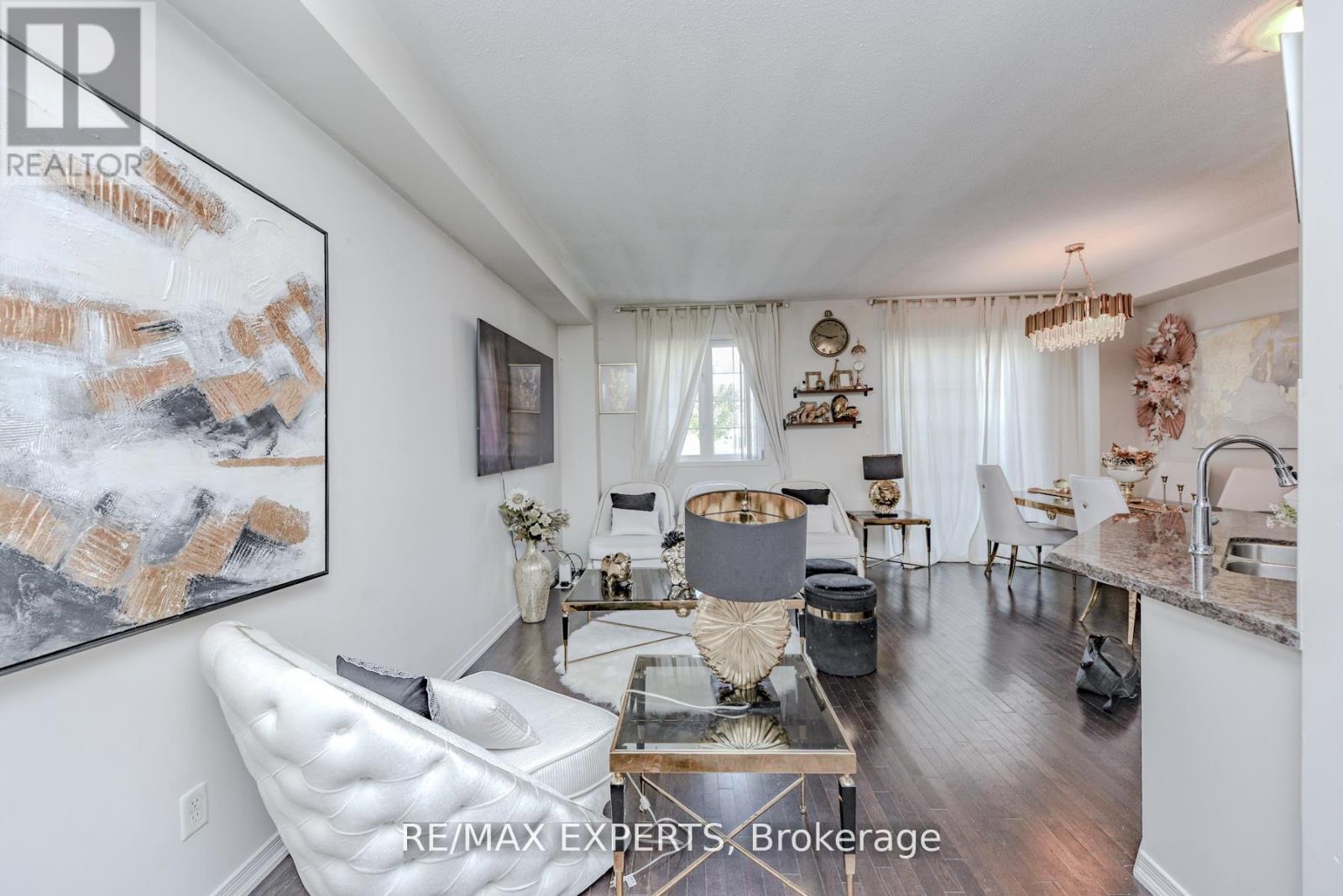 78 Honeyview Trail, Brampton, Ontario  L6P 4A3 - Photo 12 - W12552172