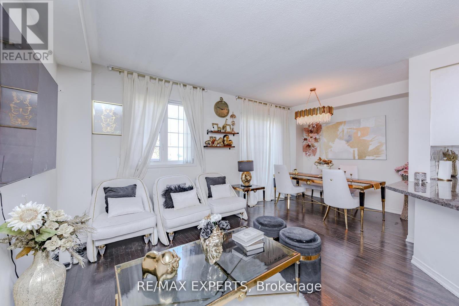 78 Honeyview Trail, Brampton, Ontario  L6P 4A3 - Photo 13 - W12552172