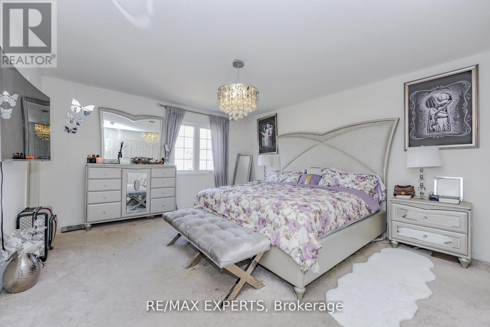 78 Honeyview Trail, Brampton, Ontario  L6P 4A3 - Photo 16 - W12552172