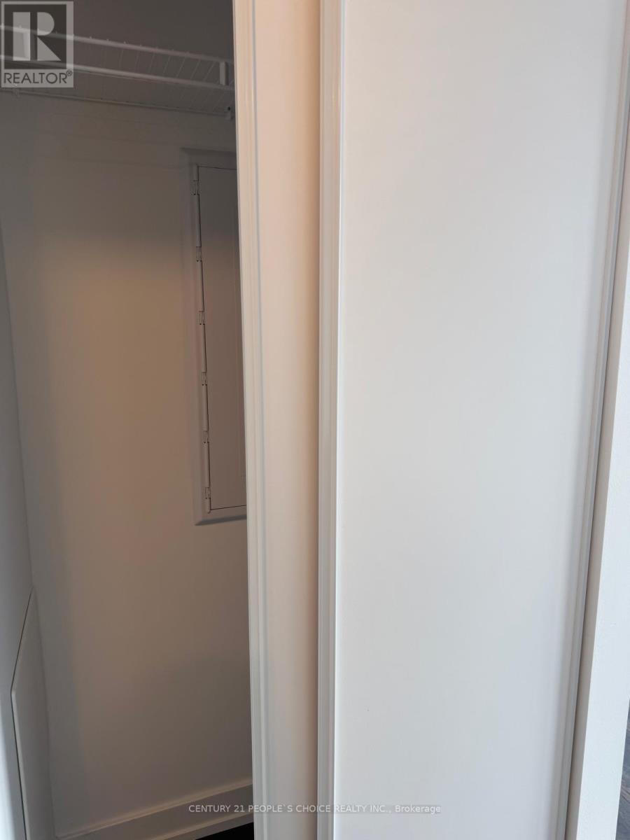 617 - 801 The Queensway, Toronto, Ontario  M6N 1K8 - Photo 3 - W12552212