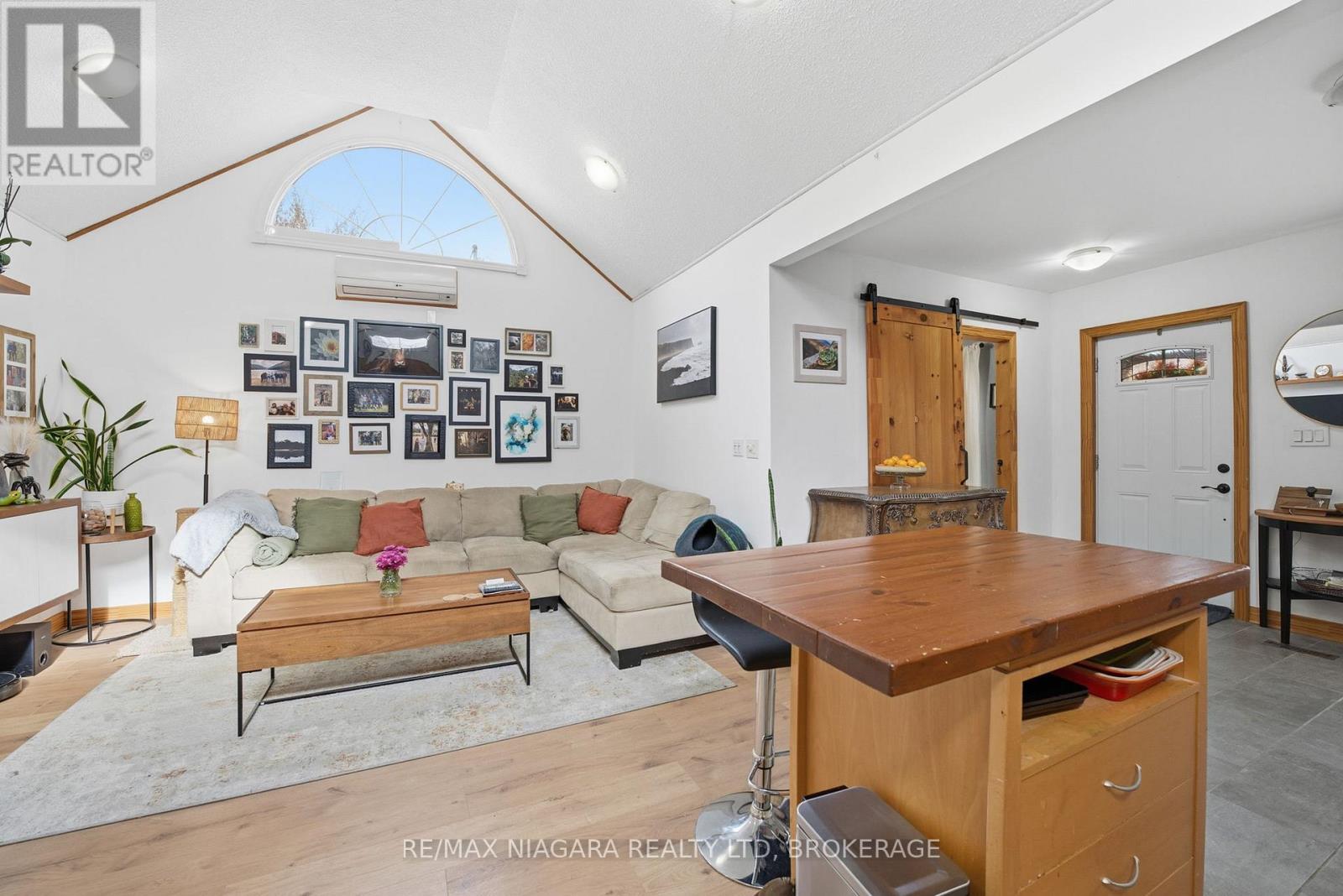 198 Pelham Road, St. Catharines, Ontario L2S 1W7 - Photo 14 - X12552438