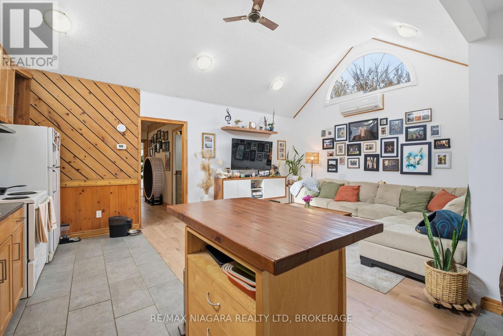 198 Pelham Road, St. Catharines, Ontario L2S 1W7 - Photo 15 - X12552438