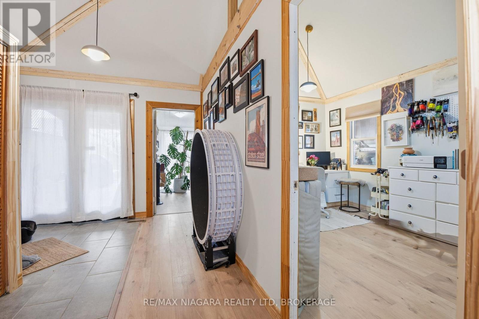 198 Pelham Road, St. Catharines, Ontario L2S 1W7 - Photo 17 - X12552438