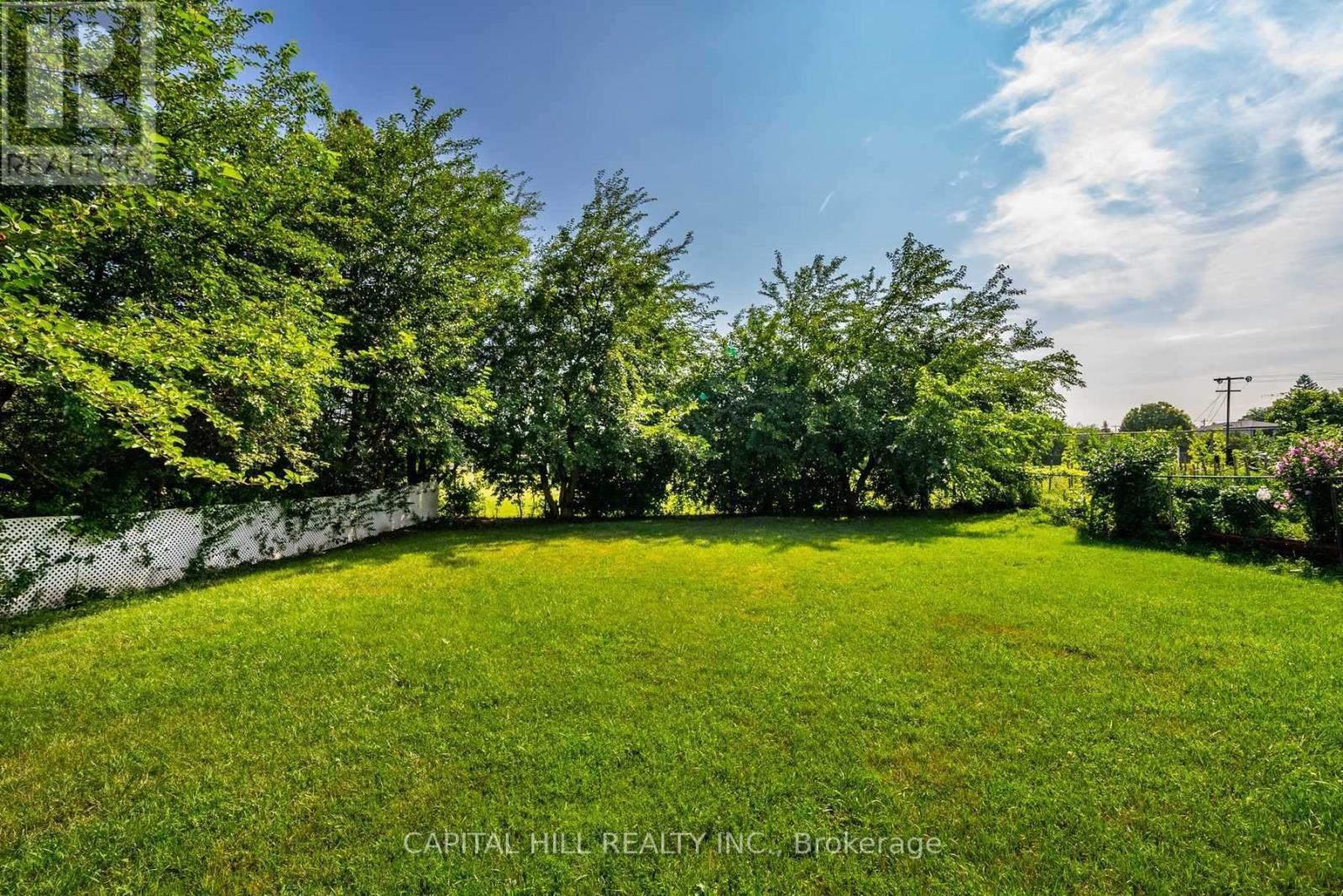 1223 B Pharmacy Avenue, Toronto, Ontario  M1R 2H8 - Photo 3 - E12457953