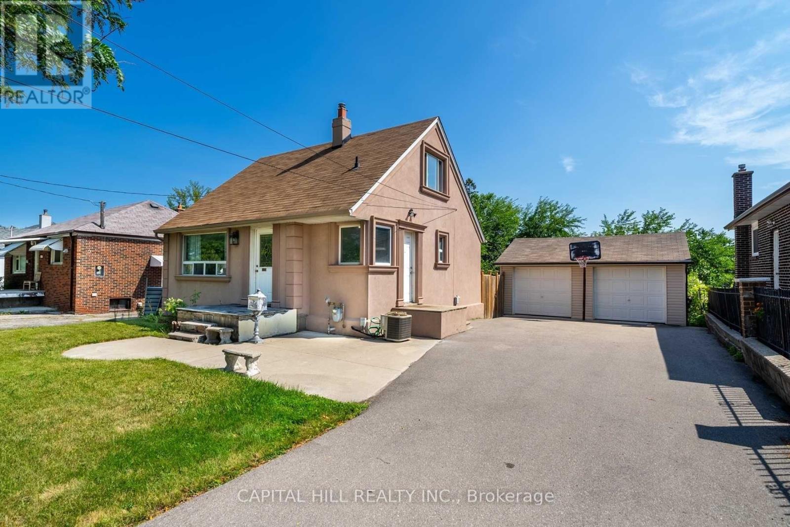 1223A PHARMACY AVENUE, Toronto, Ontario