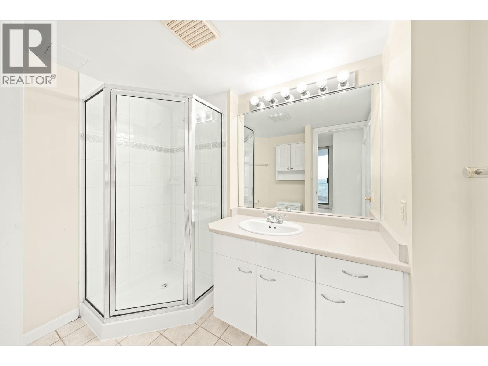 2105 4425 Halifax Street, Burnaby, British Columbia  V5C 6P2 - Photo 10 - R3067895