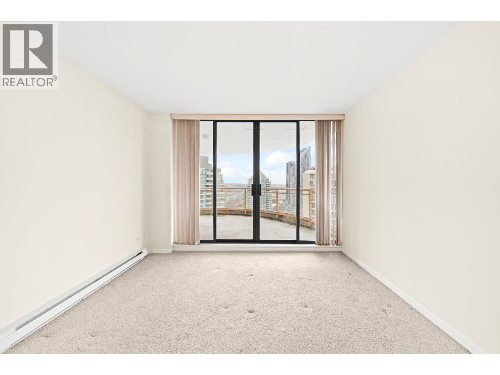 2105 4425 Halifax Street, Burnaby, British Columbia  V5C 6P2 - Photo 2 - R3067895