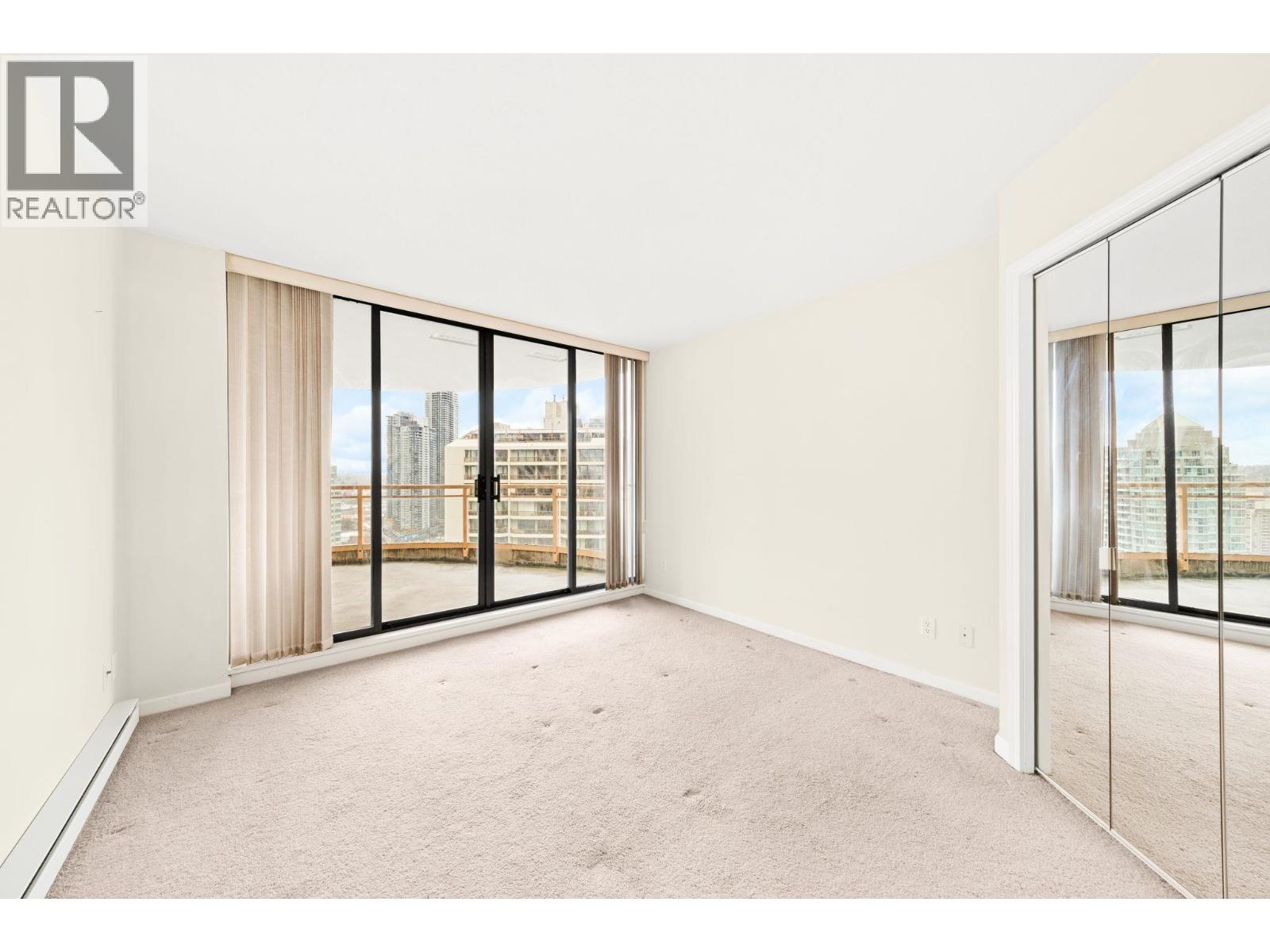 2105 4425 Halifax Street, Burnaby, British Columbia  V5C 6P2 - Photo 3 - R3067895