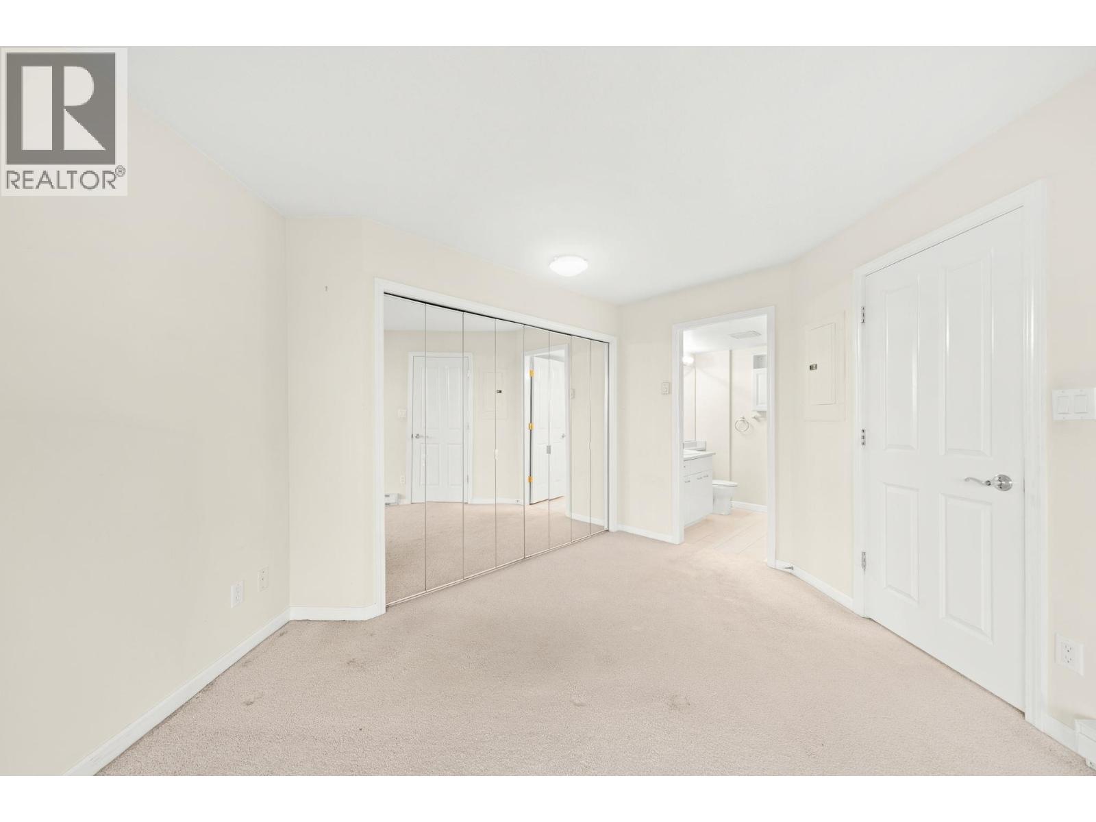 2105 4425 Halifax Street, Burnaby, British Columbia  V5C 6P2 - Photo 4 - R3067895