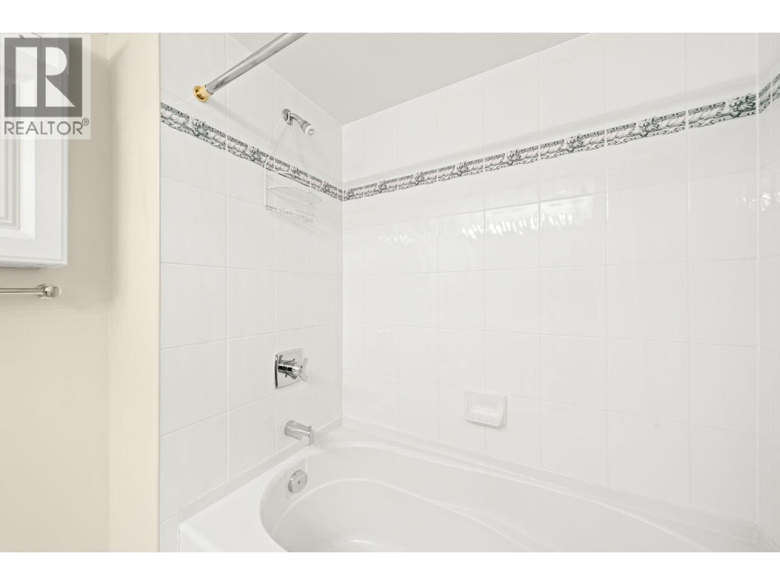 2105 4425 Halifax Street, Burnaby, British Columbia  V5C 6P2 - Photo 6 - R3067895