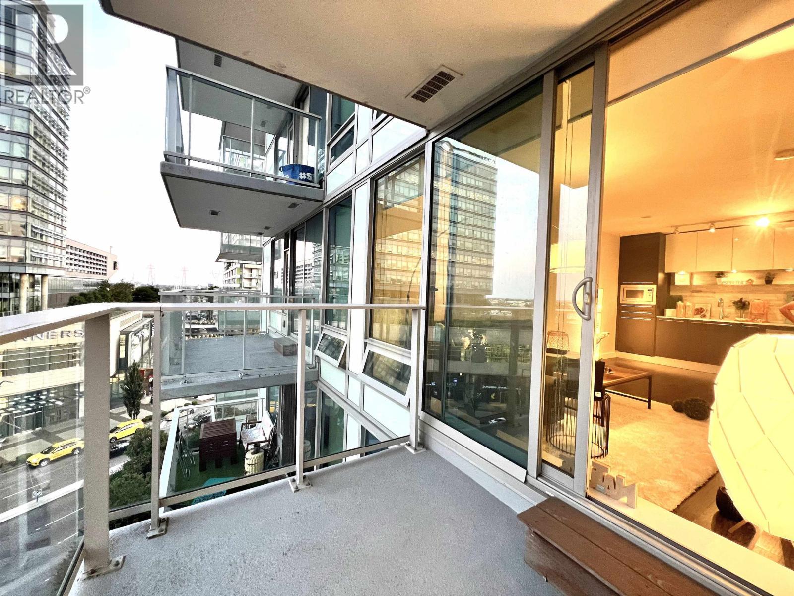 703 8131 Nunavut Lane, Vancouver, British Columbia  V5X 0E2 - Photo 14 - R3067897