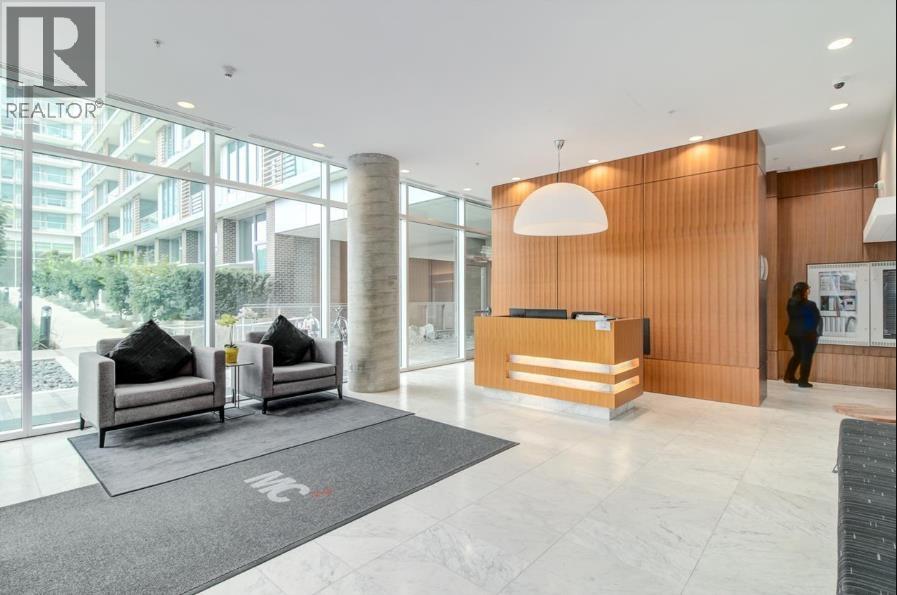 703 8131 Nunavut Lane, Vancouver, British Columbia  V5X 0E2 - Photo 2 - R3067897