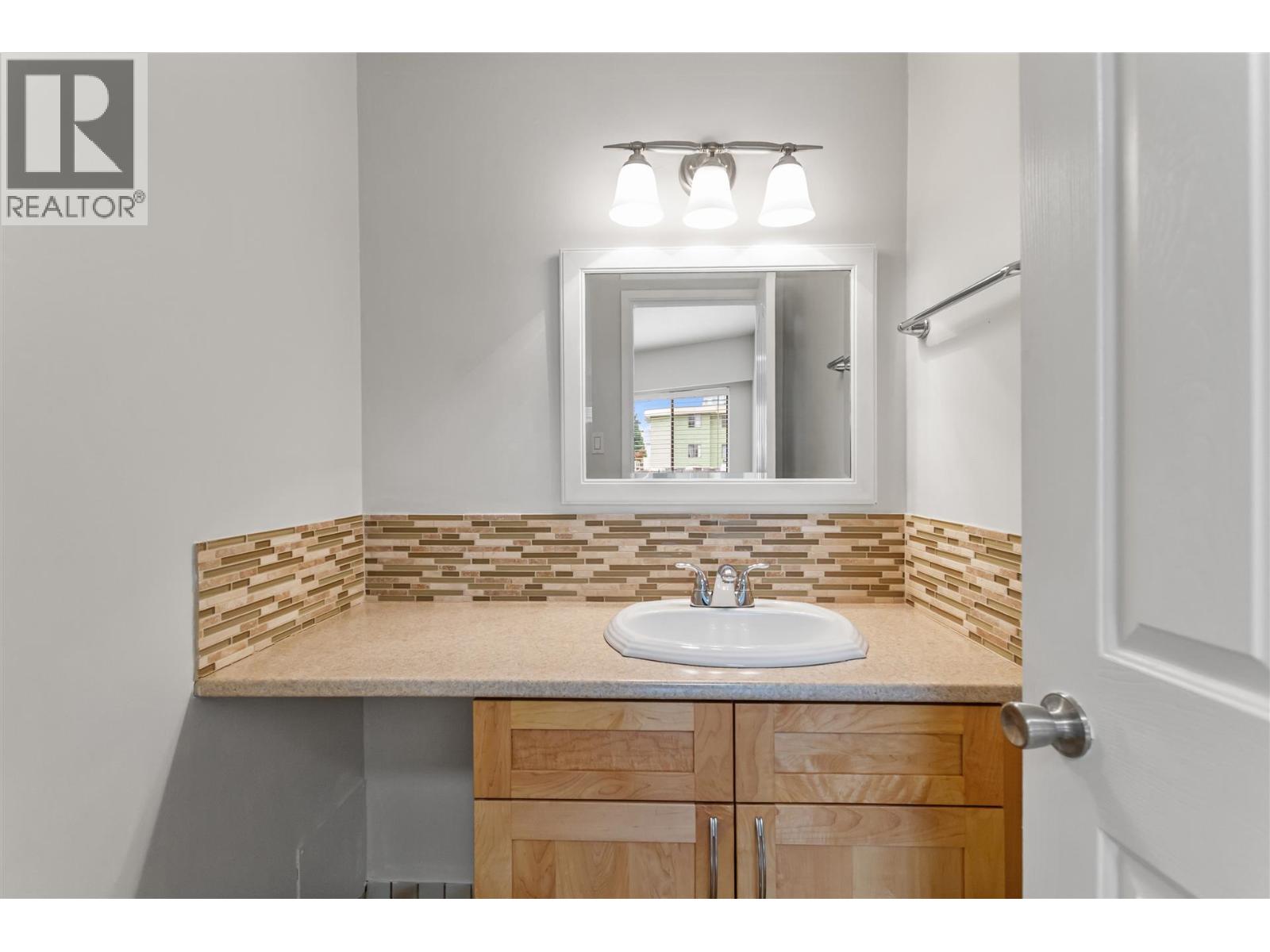 112 590 Whiting Way, Coquitlam, British Columbia  V3J 3R9 - Photo 17 - R3067902