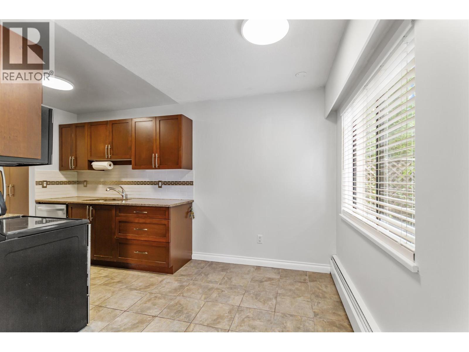 112 590 Whiting Way, Coquitlam, British Columbia  V3J 3R9 - Photo 5 - R3067902