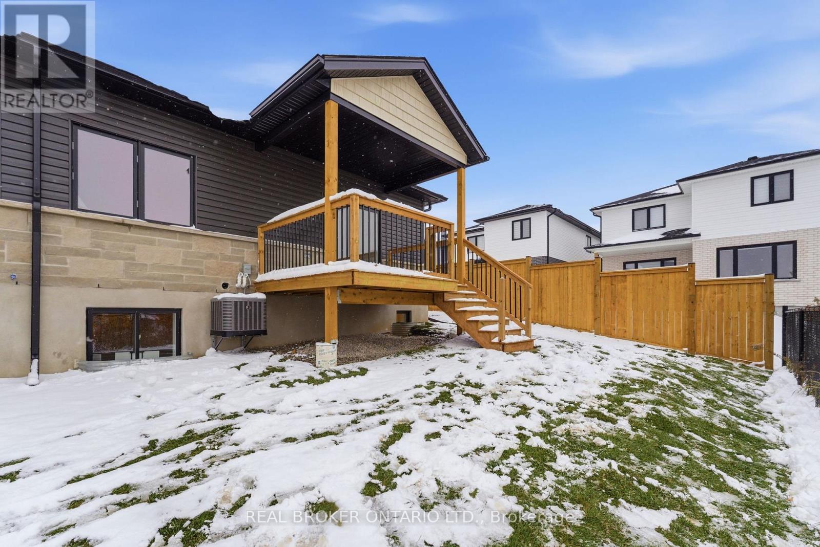 18 - 29 Weymouth Street, Woolwich, Ontario  N3B 0G3 - Photo 18 - X12552098