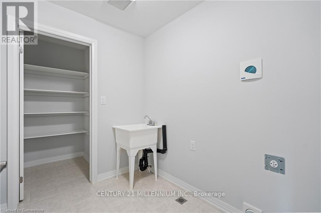 45 Saffron Way, Pelham, Ontario L0S 1E1 - Photo 23 - X12552126