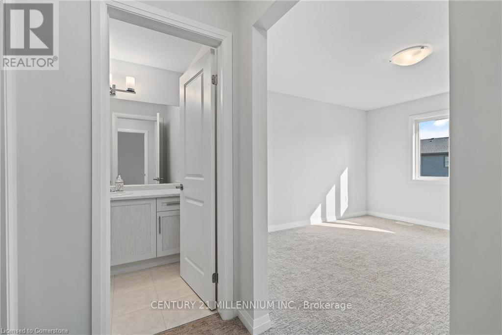 45 Saffron Way, Pelham, Ontario L0S 1E1 - Photo 25 - X12552126