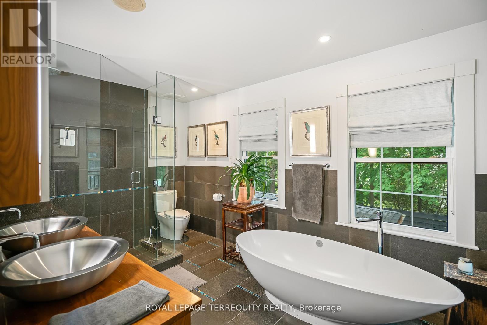 277 King Street, Niagara-On-The-Lake, Ontario  L0S 1J0 - Photo 28 - X12552230