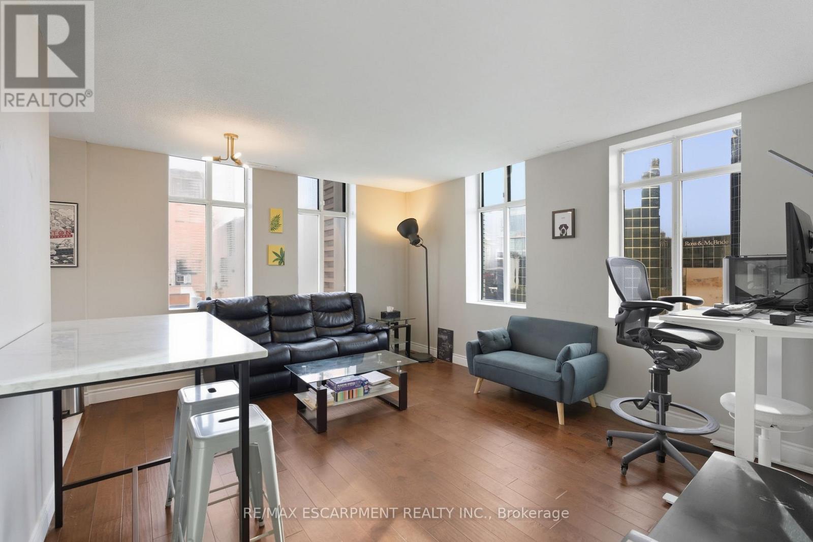 1006 - 36 James Street S, Hamilton, Ontario  L8P 4W4 - Photo 10 - X12552292